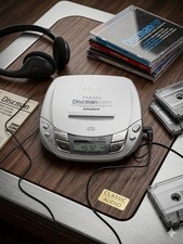 Vintage Sony Discman D-F411 Portable CD Player Silver FM/AM Radio ESP2 Groove
