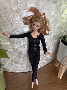 Barbie Divergent | eBay