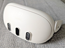 Faulty Meta Quest 3 All-In-One Mixed Virtual Reality Headset - No Power