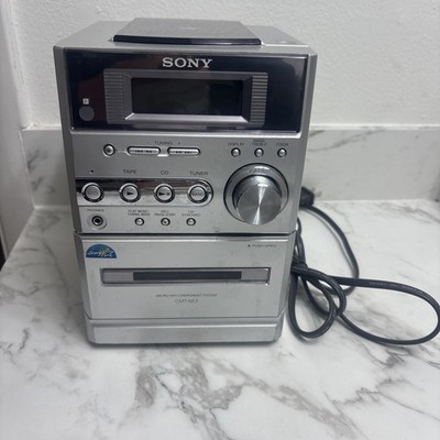 Sony CMT-NE3 Compact Shelf Stereo CD Player AM/FM Tuner Silver No Speakers