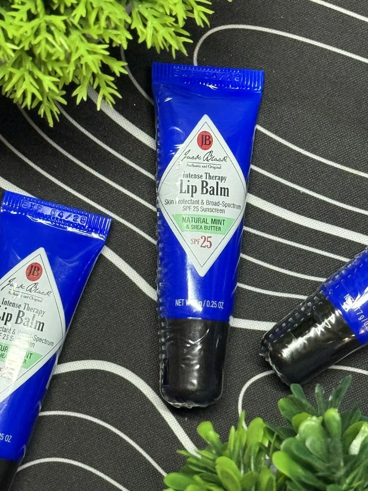 Bálsamo labial Jack Black Big Sir 3 oz + 1 oz y terapia intensa SPF25 0,25 oz | Juego de 3 piezas Foto 4 de 4