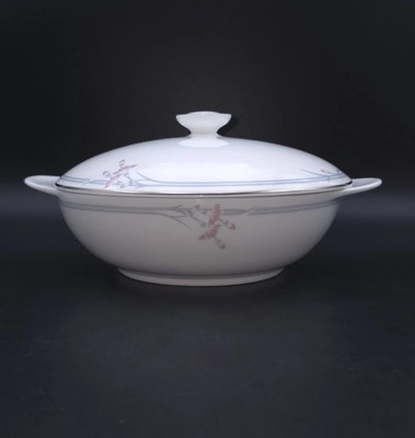 Royal Doulton Nelke H5084 Gemüseterrine mit Deckel - 1. Qualität