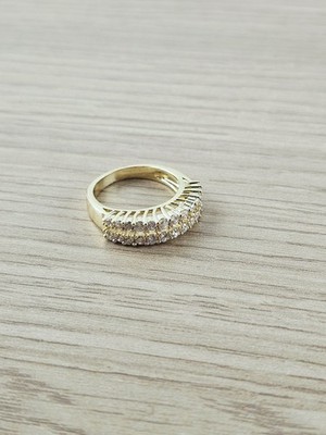 Ring Motiv zweireihig mit Metallsteinen