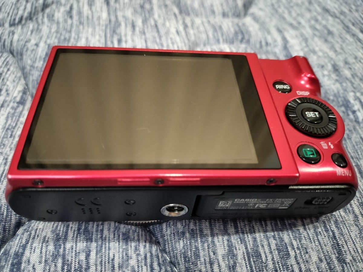 CASIO EXILIM EX-ZR1000 レッド Casio Exilim EX-ZR1000 Digital