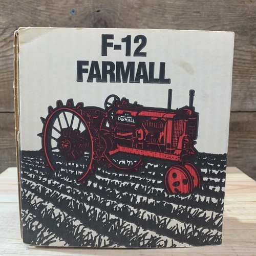 Scale Models, Farm Progress Show, McCormick-Deering Farmall F-12, 1:16, NIB - Picture 5 of 7