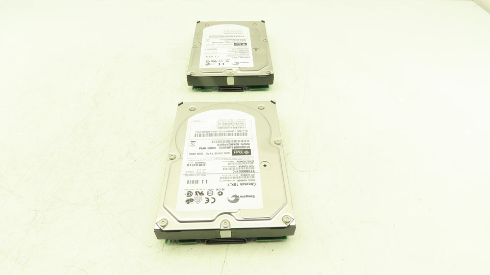 Sun/Seagate Cheetah 10K.7 Hard Drive Fibre Channel 10k rpm 3.5" 300Gb Lot of 2 - Image 4 of 4