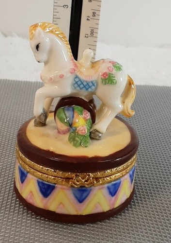 Small Carosel Horse Trinket Box - Picture 5 of 6
