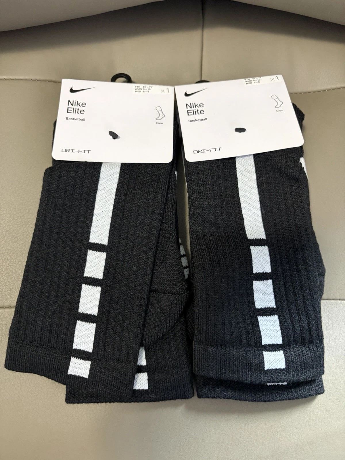 BNWT NIKE ELITE BASKETBALL CREW SOCKS 2 PAIRS #SX7622-013 BLACK US MEDIUM (M)