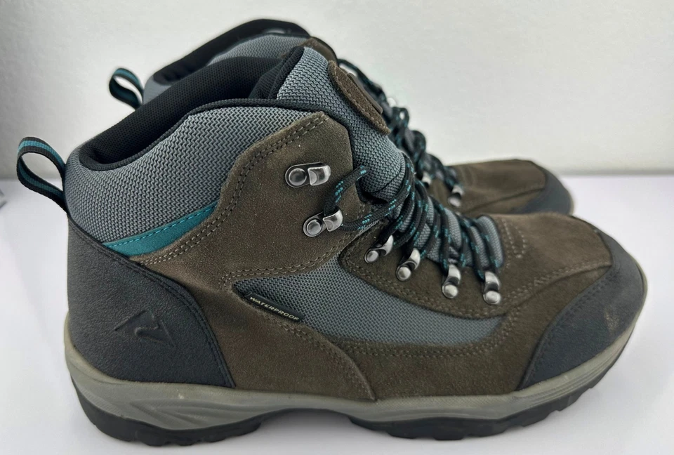Ozark Trail Waterproof Hiking Boots Men’s Size 12 Leather and Man made upper. - Image 3 of 4