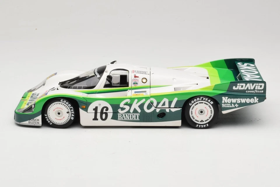 183836916 Porsche 956L Skoal n16 Edwards 24h Le Mans 1983 Minichamps 1:18 - Image 4 of 4