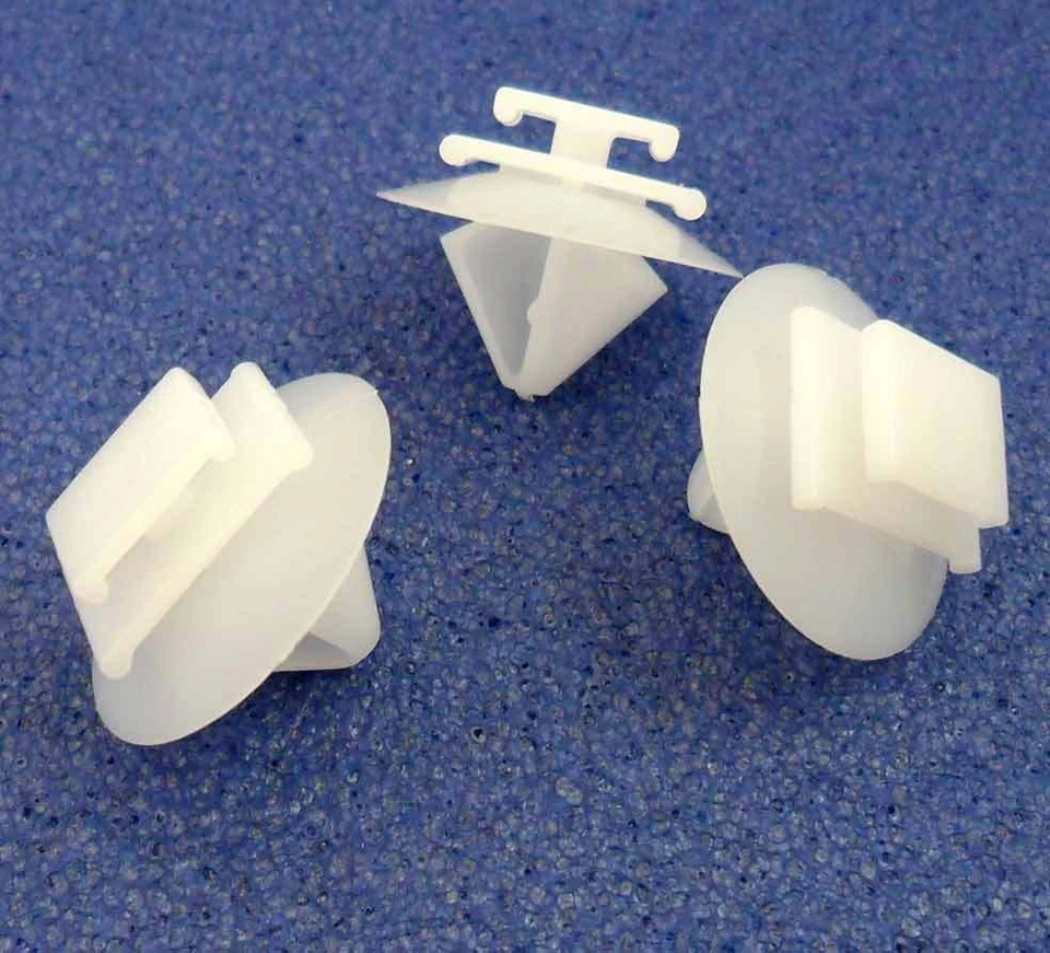 10x Citroen / Peugeot Exterior Door Trim Clips Bumpstrip / Rub Strip Moulding