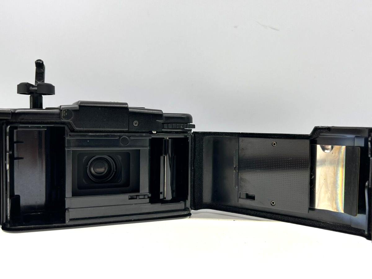 Near Mint* Olympus XA2 Zone Fucus Point&Shoot Film Camera 35mm F3