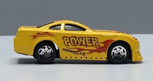 GELBER RENNWAGEN - SUPER POWER • - Bild 3 von 7