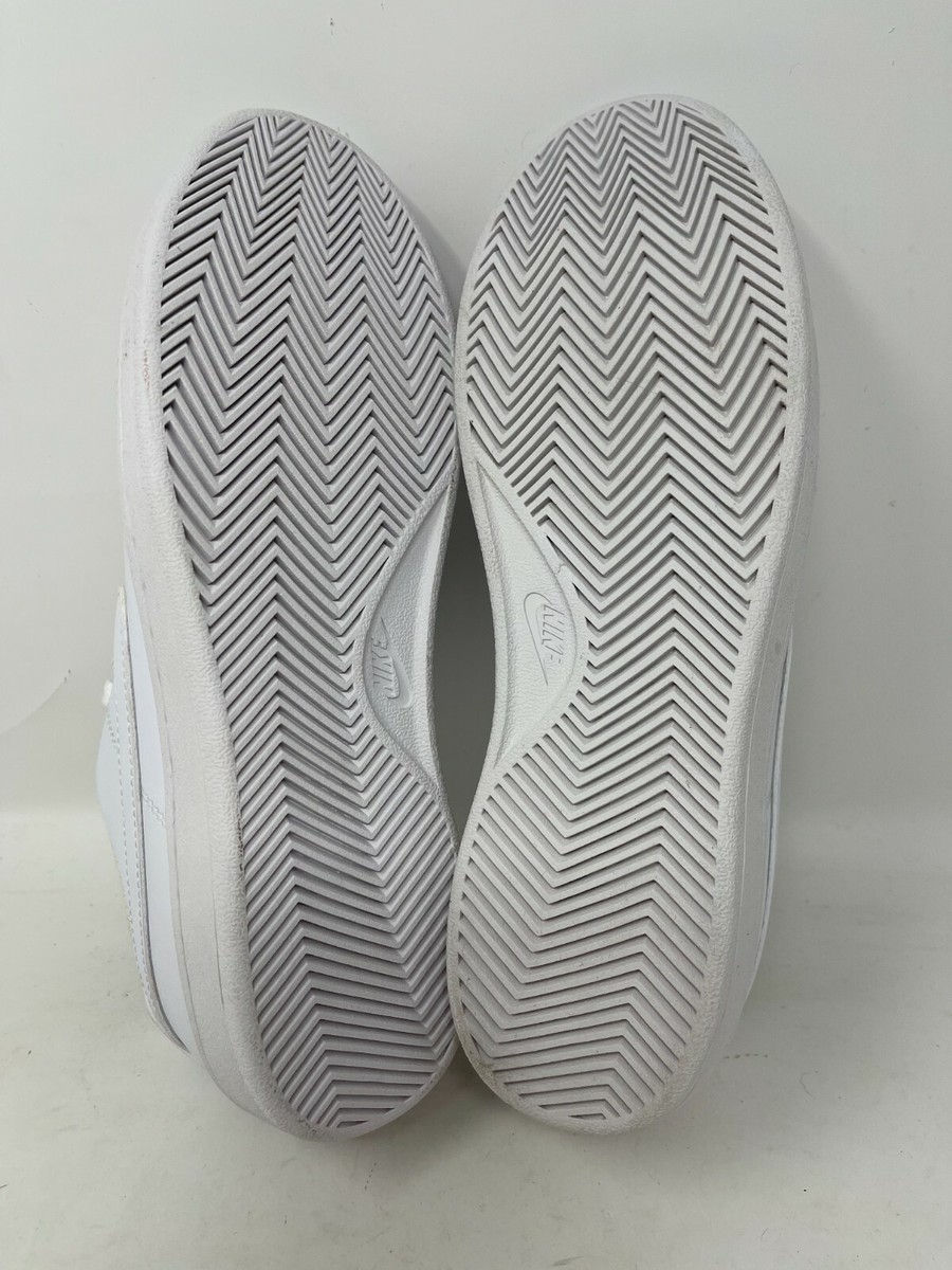 NEW Men's White Nike Court Royale 2 Style #CQ9246-101 Shoes NEW Men's White Nike Court Royale 2 Style #CQ9246-101 Shoes