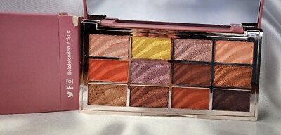 Ciate London The Velvet Palette Eyeshadow 12 Shades 0.423 oz/12 g Full Size 