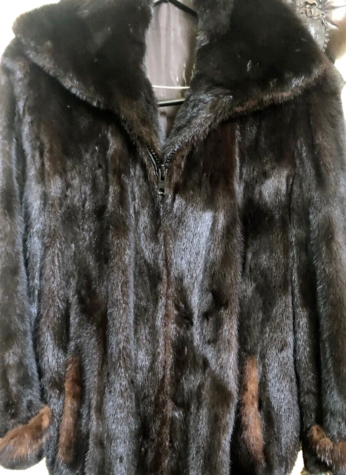 ÚNICA EN SU CLASE - CHAQUETA DE VISÓN PARA HOMBRE - "ESTILO OCCIDENTAL" MARRÓN SOBRE NEGRO - CON DESCUENTO Foto 4 de 4