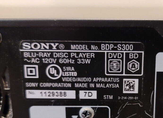 Sony Blu Ray Disc Player Model BDPS300 with Original OEM Remote Power
