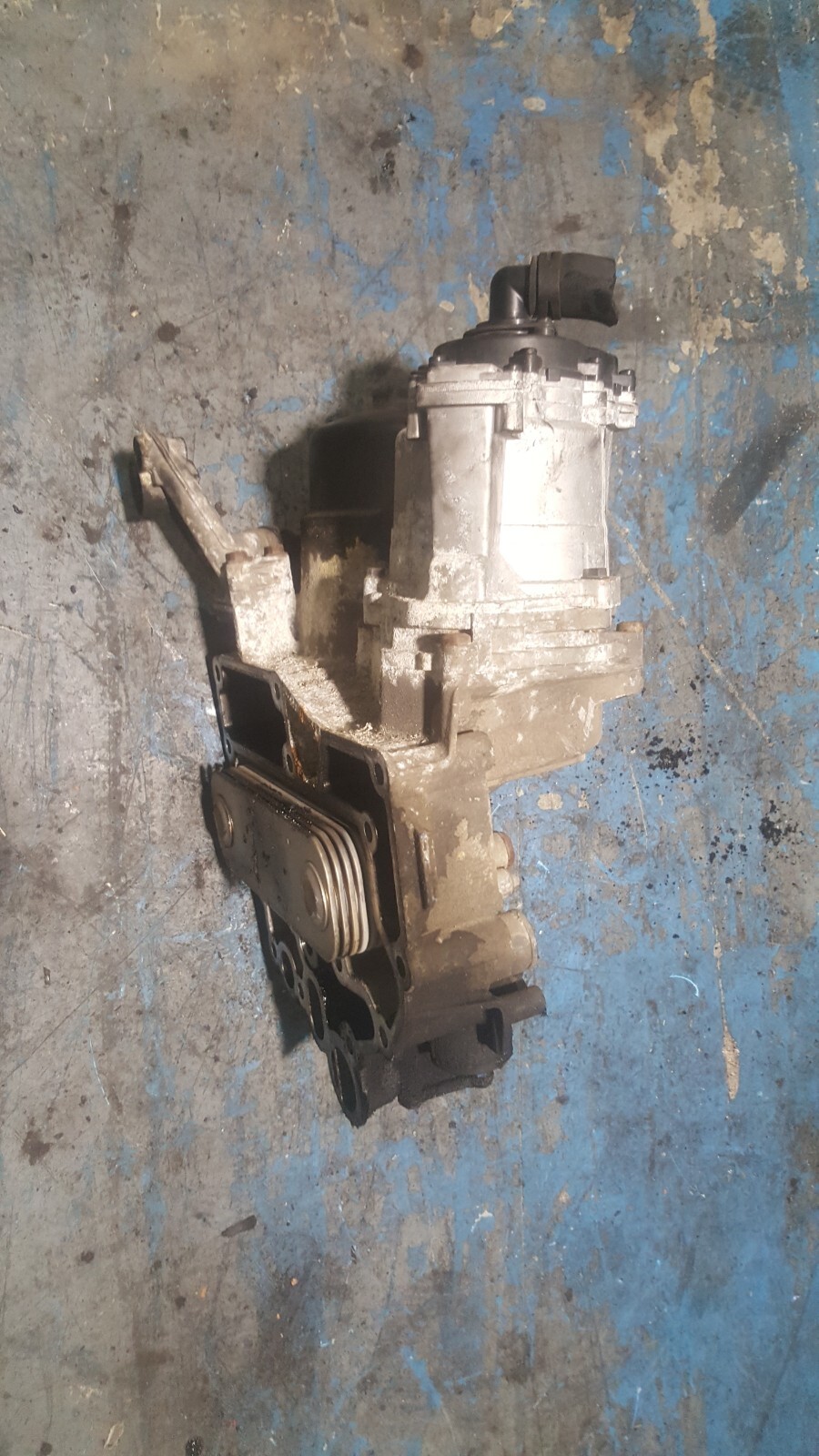 INTERNATIONAL MAXXFORCE 13 OIL COOLER & FILTER HOUSING 3007538C93 