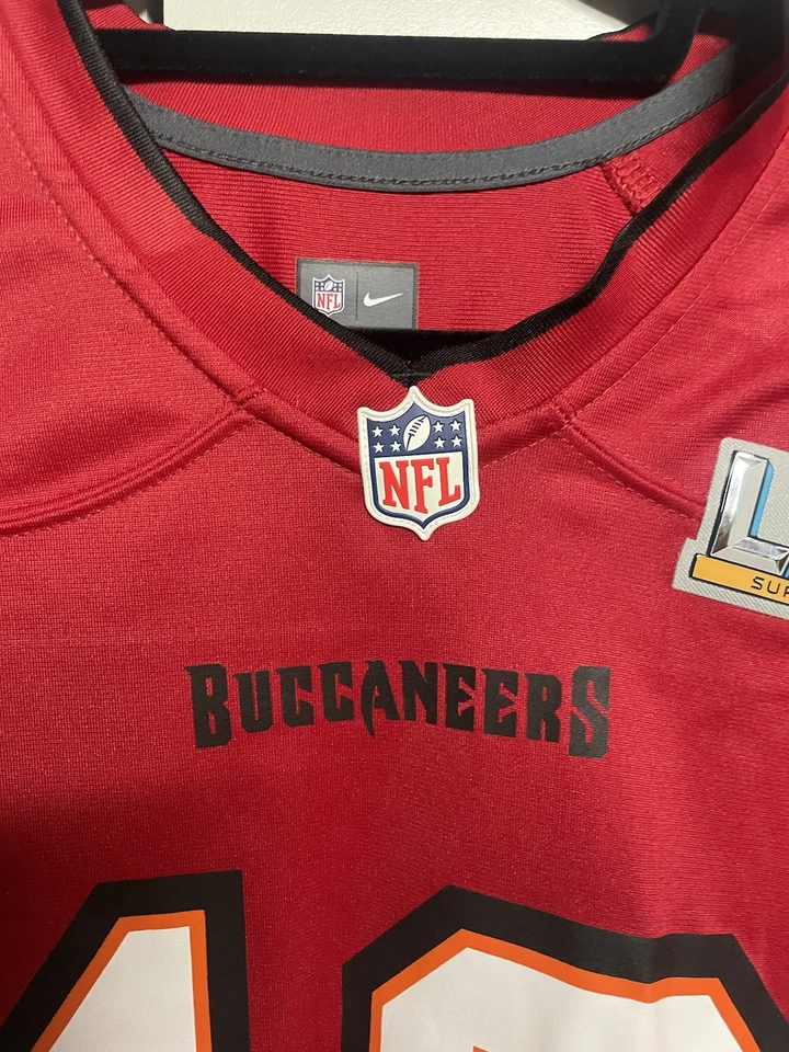 Camiseta para mujer Nike On Field Tampa Bay Buccaneers Brady #12 Super Bowl LV pequeña Foto 2 de 4