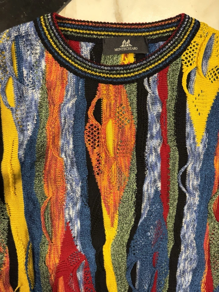 Suéter Montechairo feito na Itália estilo Coogi masculino pequeno - Imagem 4 de 4