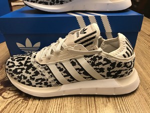 adidas swift leopard print