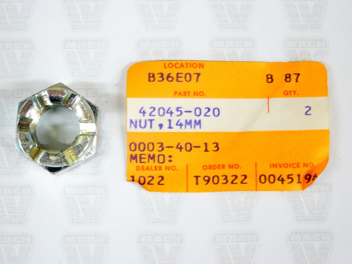 Kawasaki NOS NEW 42045-020 Castle Nut 14mm EX KE KL KZ KDX KLT