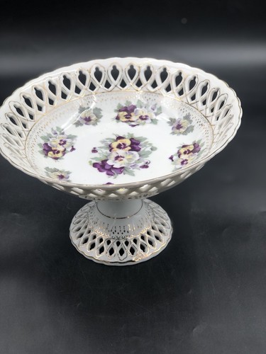 Vintage Royal White Porcelain Pedestal Bowl with Violets Made in Japan - E2 - Picture 8 of 9