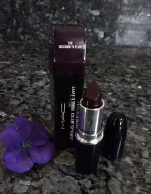 Mac Lustreglass Lipstick 553 I DESERVE THIS - Size 3 g - SLIGHTLY