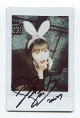 DIA - 2nd Album [YOLO] PREORDER AUTOGRAPHED EVENT EXCLUSIVE