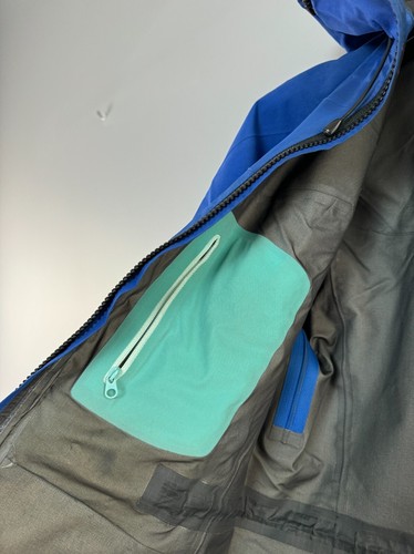 Damen Arcteryx Arc'teryx Alpha SV Gore Tex Pro Shell Jacke Blau Größe S - Bild 12 von 21