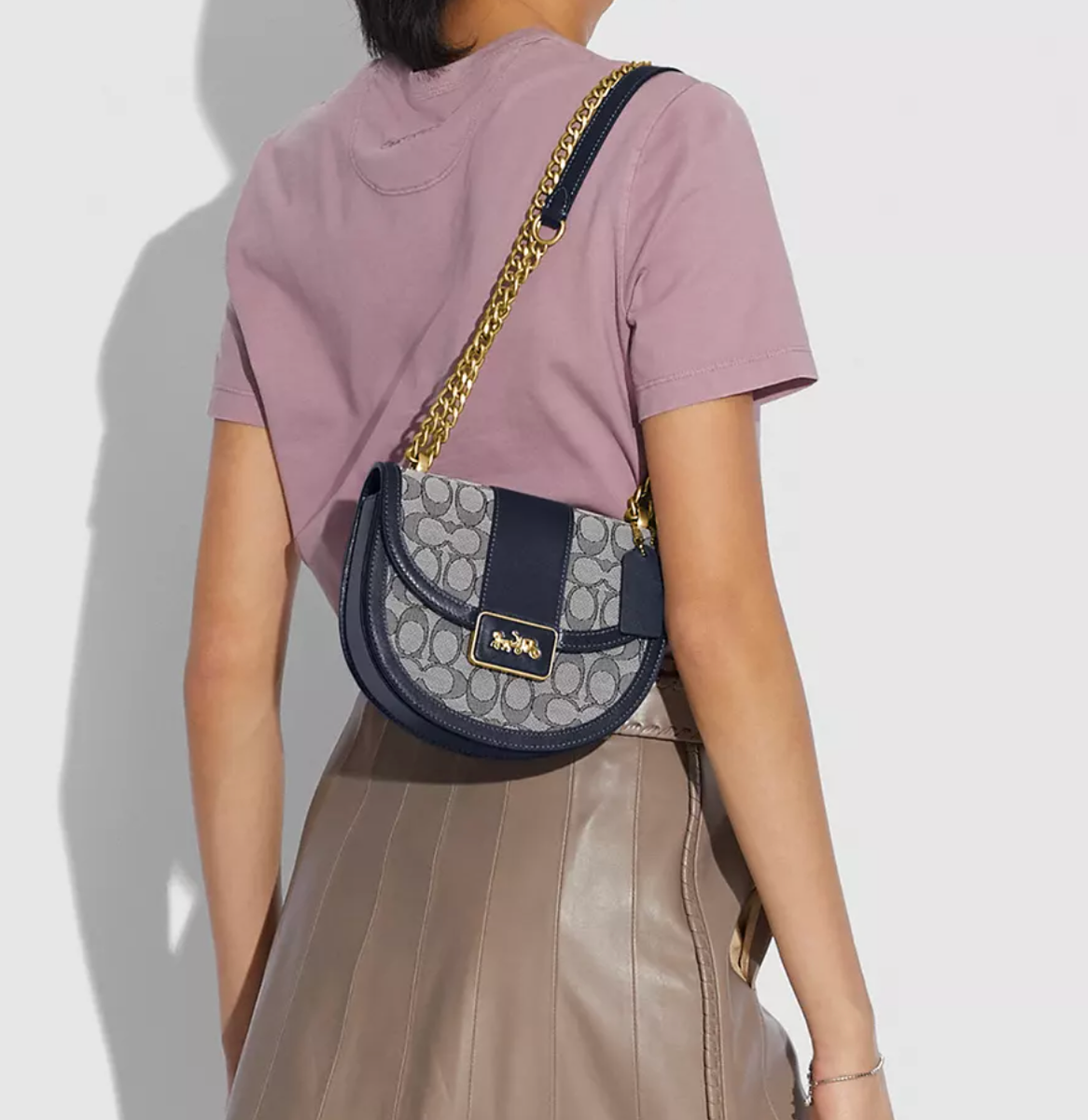 アリーデベルチ NWT COACH Retail Alie Saddle Bag In Signature Jacquard -C3464