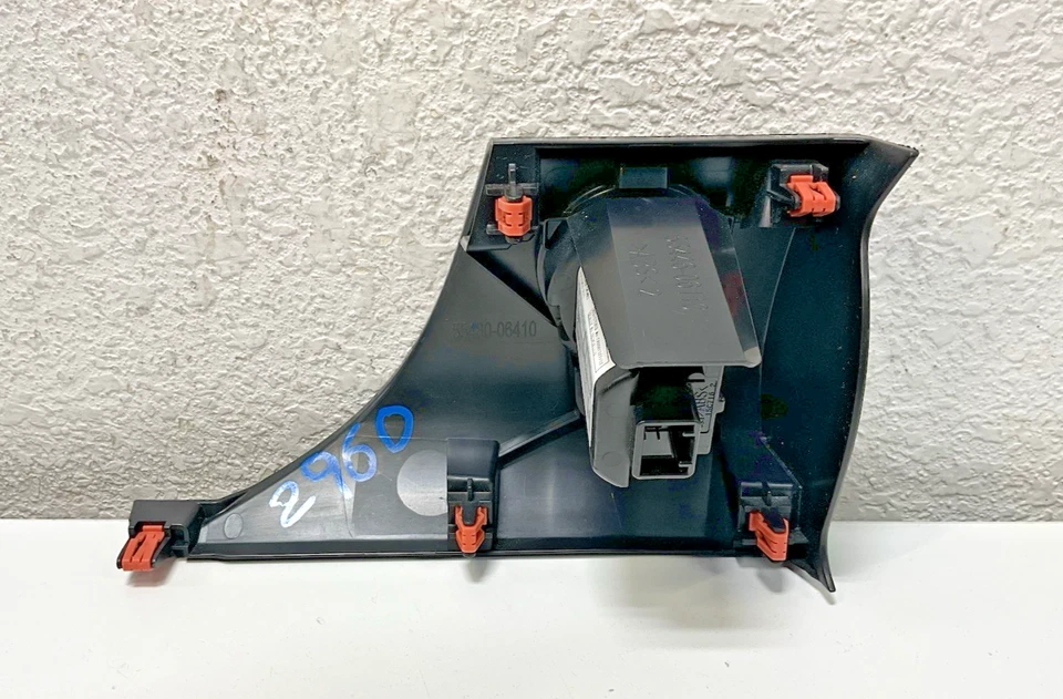 Botão de partida/parada do motor Toyota Camry 2018 com painel de acabamento preto 5548006410 fabricante de equipamento original - Imagem 4 de 4