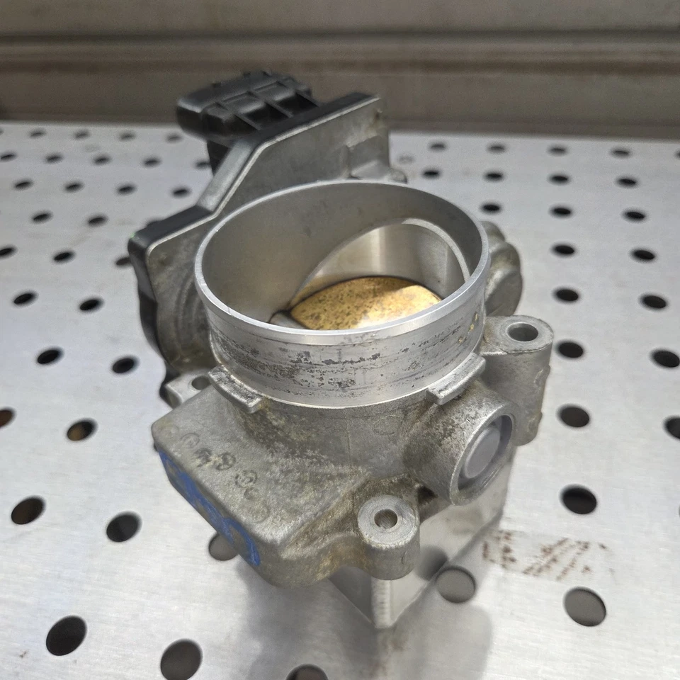 Buick Lacrosse Lucerna 2004-2008 Grand Prix GTP 2005-2009 3,8 L carrocería del acelerador OEM Foto 2 de 4