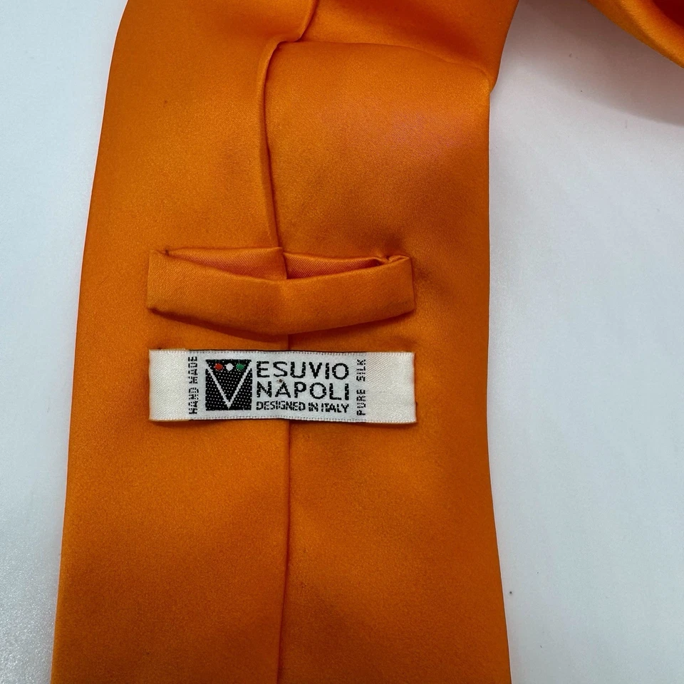 Corbata de seda Vesuvio Napoli naranja hecha a mano en Italia Foto 2 de 4