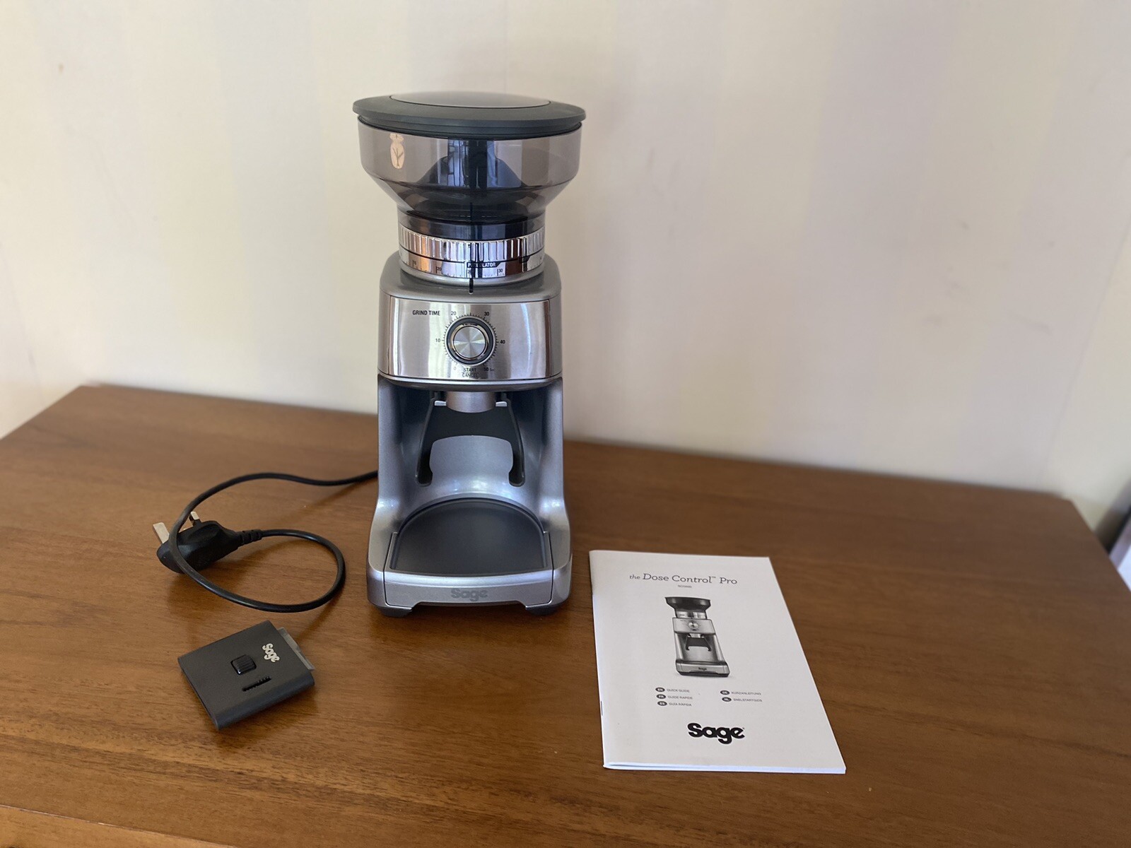 Sage The Dose Control Pro Coffee Grinder Electric, BCG600SIL, Silver