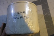 Gehl 137499 Fuel Filter OEM NOS