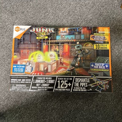 Hex Bug Junk Bots Rev's Hideout Activity Game 10 Levels of Unboxing 125+ Pieces