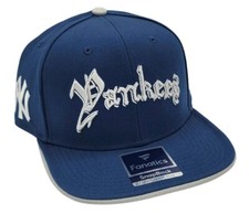New York Yankees Fanatics Hat Mens Iconic Old English Script OSFM Snapback Cap