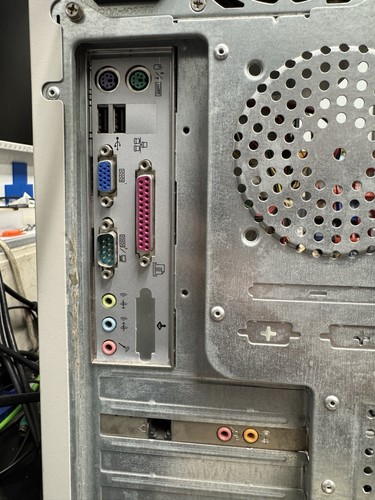 Intel D815EGEW Socket 370 MOBO@CELERON 100@Intel Cooler@VGA@RAM@SOUND@I/O PLATE - Picture 2 of 10