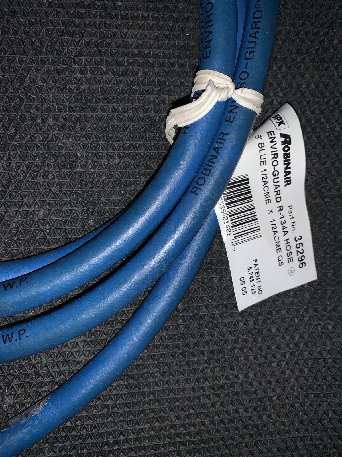 Robinair 35296 Blue 96" A/C Enviro Guard Hose for R134A