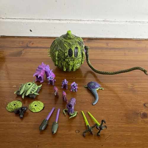 Vintage 1996 Trendmasters HEROIC PLANET BONE Battle WAR PLANET - Sold As Is