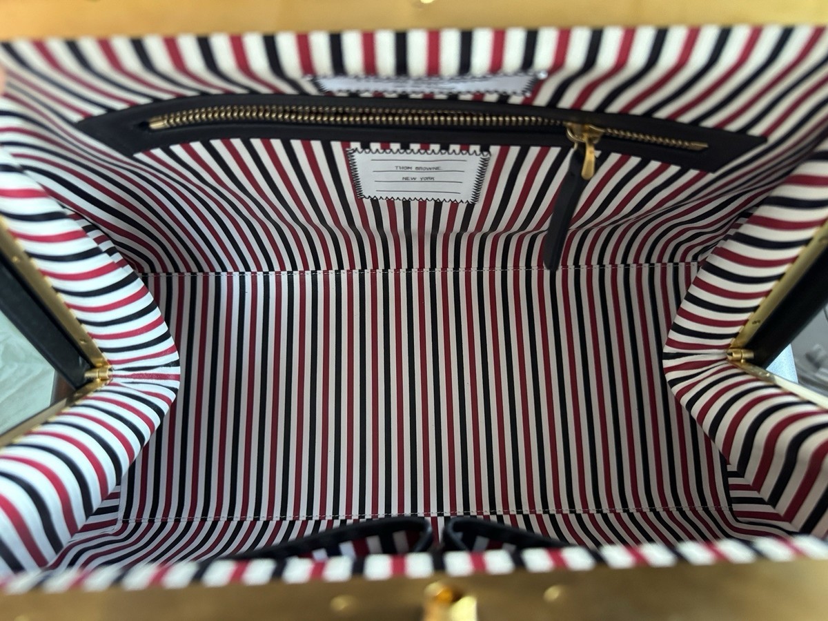 Thom Browne Large Calf Leather Top Handle Doctor Handbag In Black