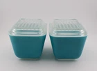 Set of 2 vintage PYREX refrigerator dishes 1.5-cup #501 size blue covered