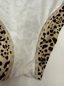 Victoria's Secret Animal Print High-Waisted Underwire Padded Bikini Set 34B, M