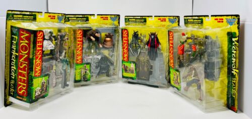 1997 MCFARLANE MONSTERS PLAYSETS SER 1 DRACULA HUNCHBACK WEREWOLF & FRANKENSTEIN