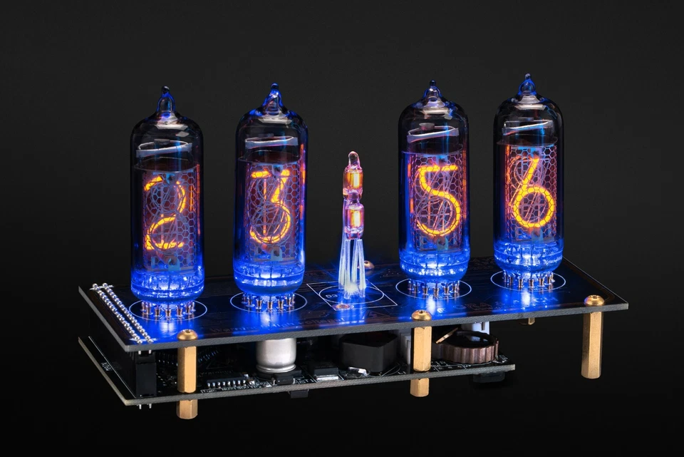 Reloj Nixie Tubes IN-14 con Columna y Enchufes 12/24H 4 Tubos DORADO\TABLEROS NEGROS Foto 2 de 4