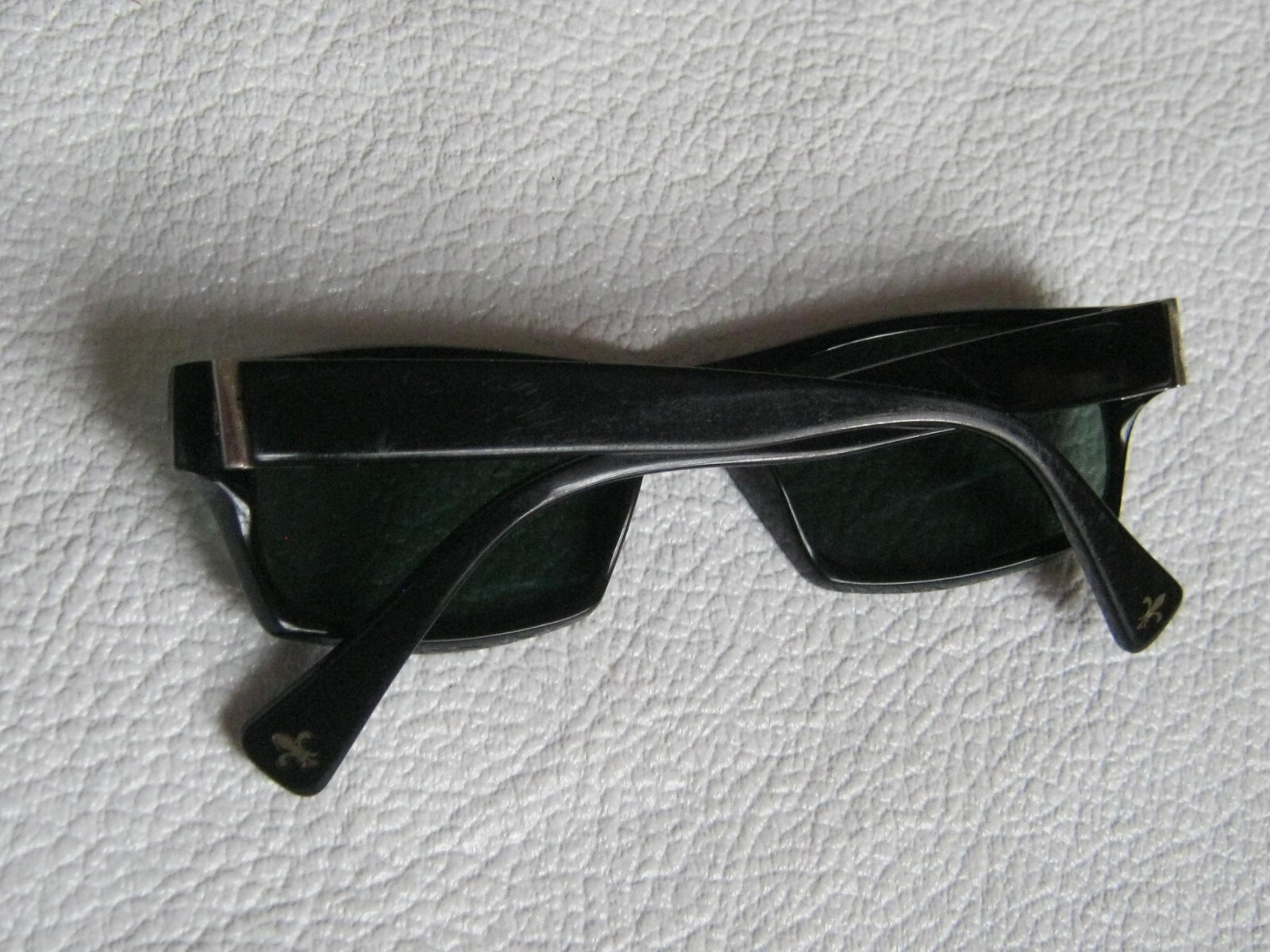 Authentic Seraphin Black Rectangular Sunglasses R… - image 2