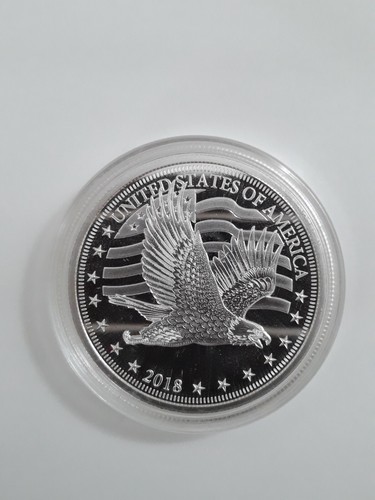 Dr. Martin Luther King "Albany Movement" Commemorative Coin 99.9% Silver-Plated - Picture 2 of 3