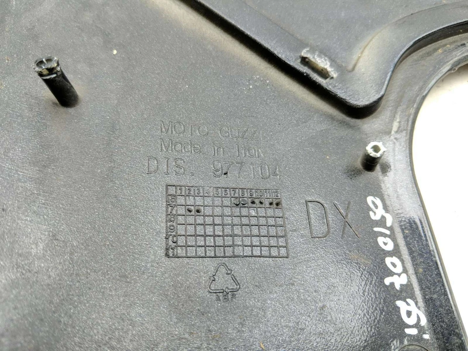 09 Moto Guzzi Norge 1200 lado derecho carenado medio panel cubierta DIS977104 Foto 4 de 4