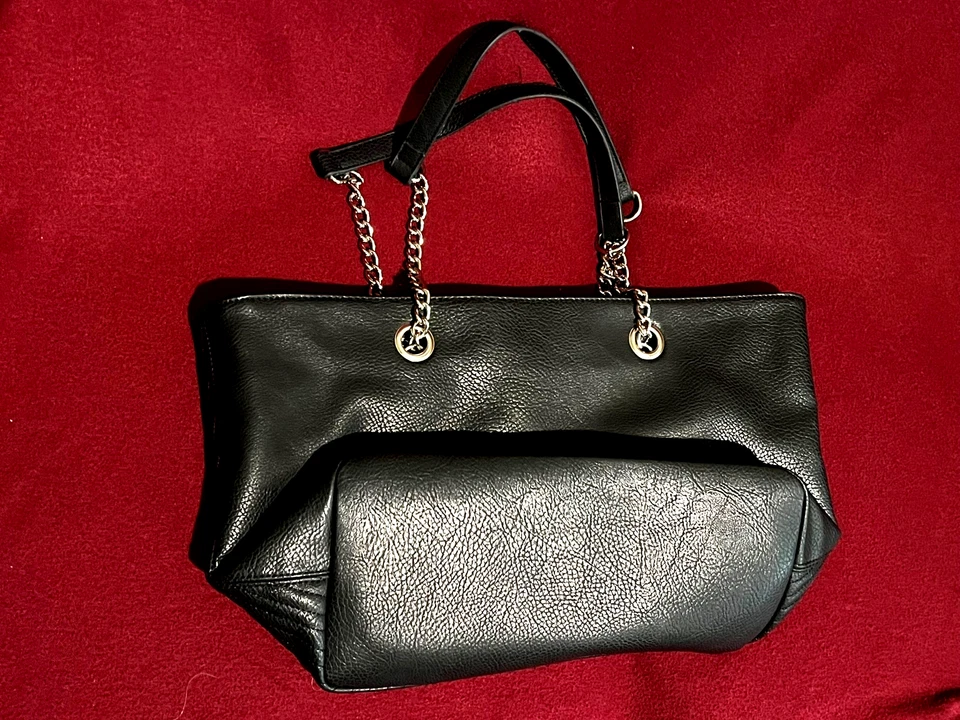 Bolso Cartera KENNETH COLE Reaction ELEGANTE Mediano Cuero Negro NUNCA USADO 17"x9" Foto 2 de 3